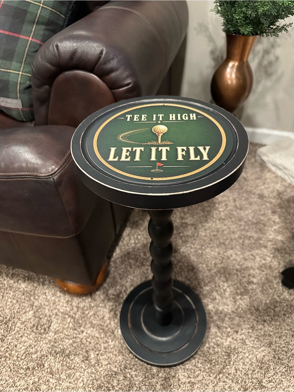 Tee It High Let It Fly Golf Drink Table - Modern Whiskey Martini Stand - Picture 1 of 8